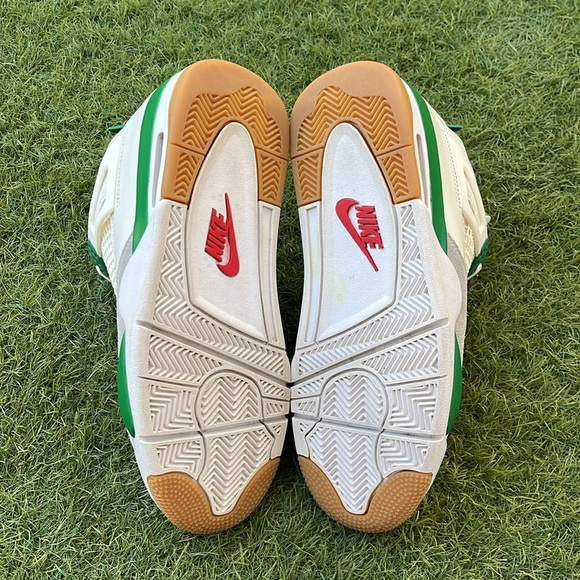 Air Jordan 4 Retro SP